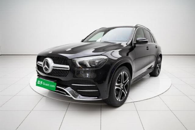 Ojetý Mercedes-Benz GLE 2023 GLE 350 4MATIC Stylish Model