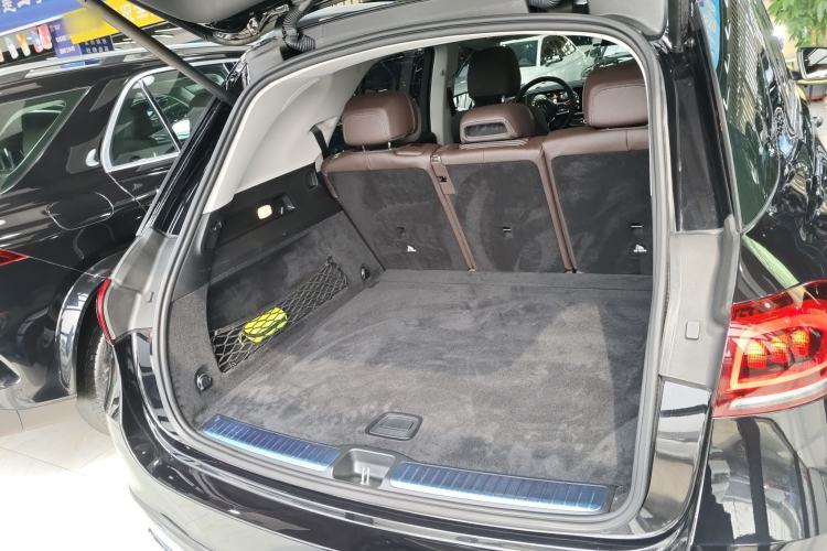 Used Mercedes-Benz GLE 2023 GLE 350 4MATIC Stylish Model Trunk
