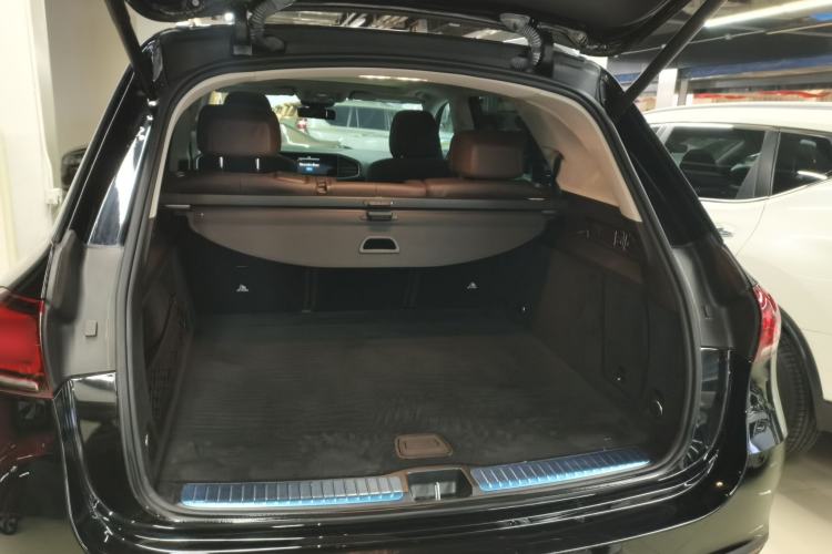 Used Mercedes-Benz GLE 2023 GLE 450 4MATIC Luxury Model Trunk