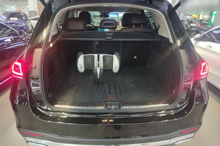 Used Mercedes-Benz GLE 2023 GLE 350 4MATIC Stylish Model Trunk