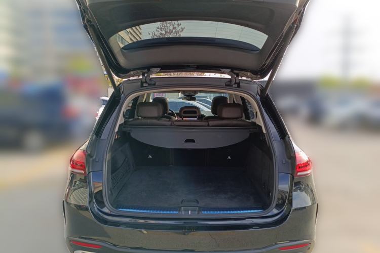 Used Mercedes-Benz GLE 2023 GLE 350 4MATIC Stylish Model Trunk