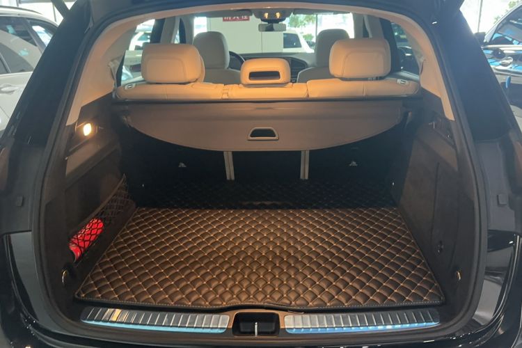 Used Mercedes-Benz GLE 2023 GLE 450 4MATIC Luxury Model Trunk