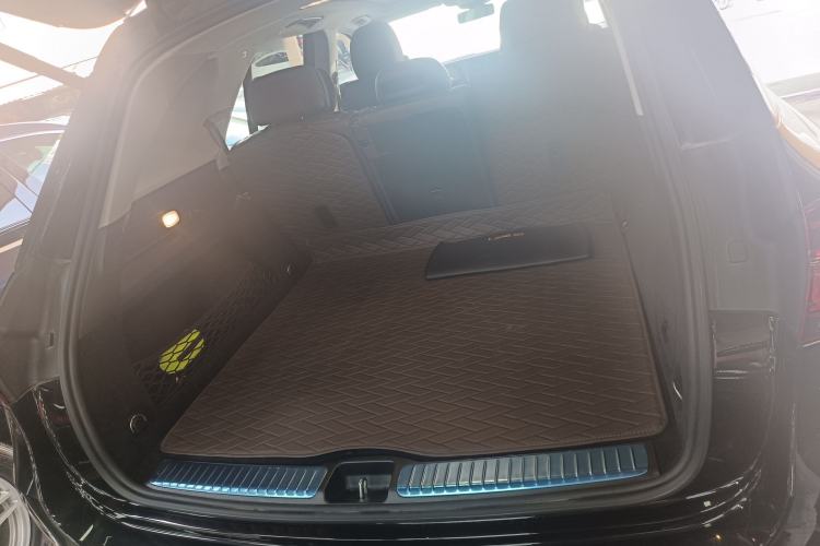 Used Mercedes-Benz GLE 2023 GLE 350 4MATIC Stylish Model Trunk
