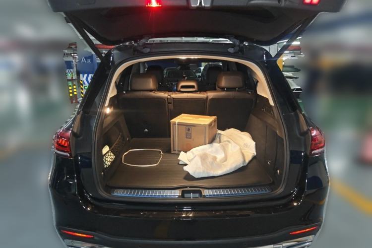 Used Mercedes-Benz GLE 2023 GLE 450 4MATIC Stylish Model Trunk