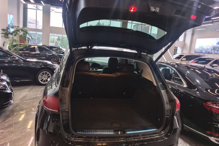 Used Mercedes-Benz GLE 2023 GLE 450 4MATIC AMG Line Trunk