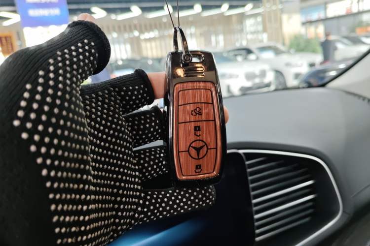 Used Mercedes-Benz GLE 2023 GLE 350 4MATIC Stylish Model Vehicle Key