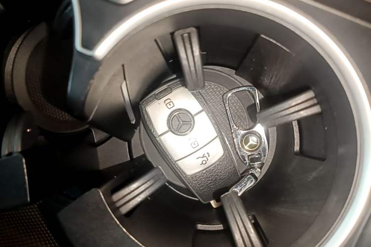 Used Mercedes-Benz GLE 2023 GLE 350 4MATIC Stylish Model Vehicle Key