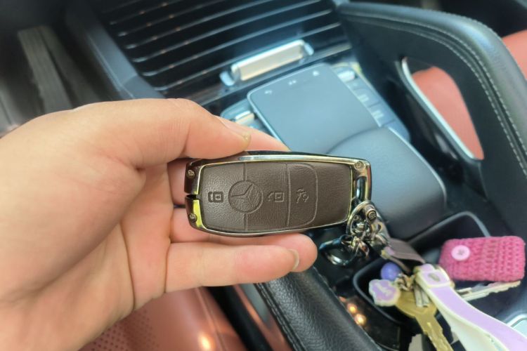 Used Mercedes-Benz GLE 2023 GLE 450 4MATIC AMG Line Vehicle Key