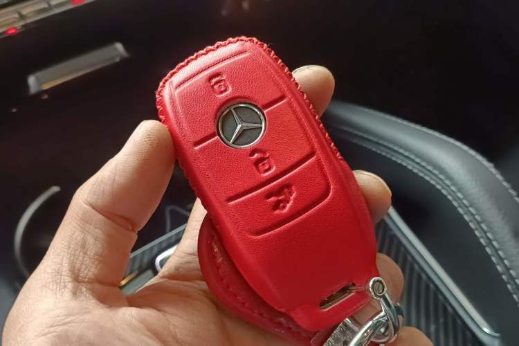 Used Mercedes-Benz GLE 2023 GLE 450 4MATIC AMG Line Vehicle Key