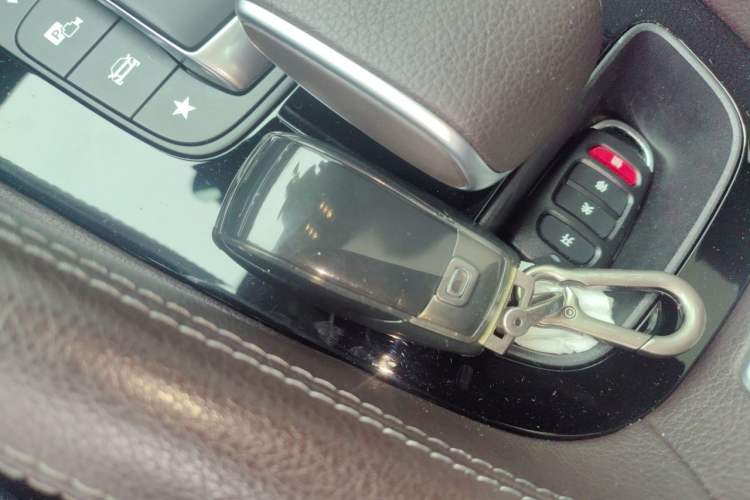 Used Mercedes-Benz GLE 2023 GLE 450 4MATIC Stylish Model Vehicle Key