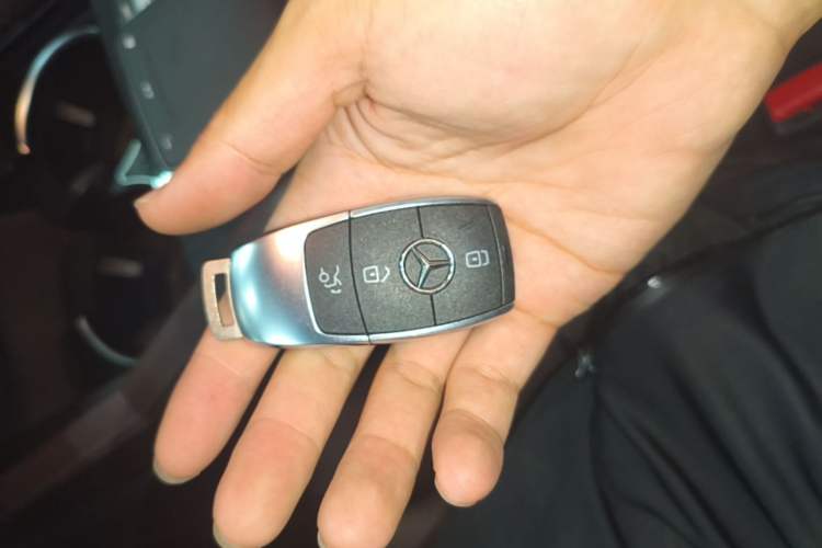 Used Mercedes-Benz GLE 2023 GLE 350 4MATIC Stylish Model Vehicle Key