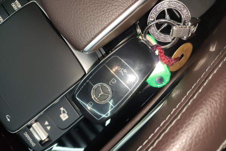 Used Mercedes-Benz GLE 2023 GLE 450 4MATIC Stylish Model Vehicle Key