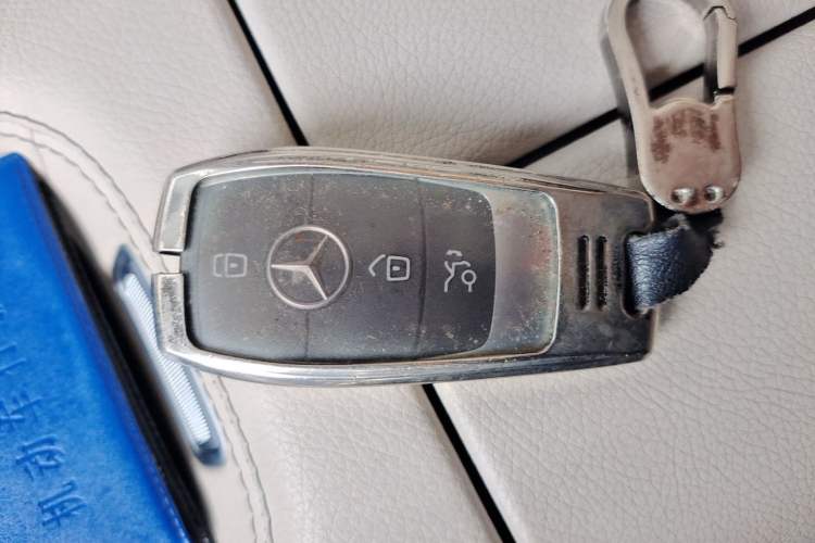 Used Mercedes-Benz GLE 2023 GLE 450 4MATIC Stylish Model Vehicle Key