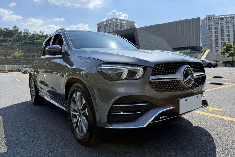 Used Mercedes-Benz GLE 2023 GLE 350 4MATIC Stylish Model Exterior 2