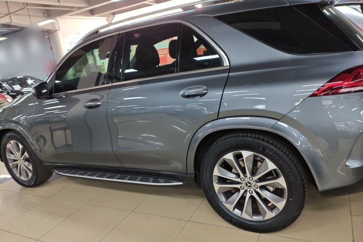 Used Mercedes-Benz GLE 2023 GLE 350 4MATIC Stylish Model Exterior 3