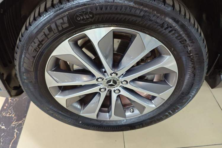 Used Mercedes-Benz GLE 2023 GLE 350 4MATIC Stylish Model Exterior 7