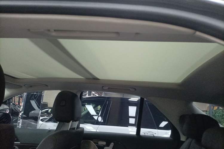 Used Mercedes-Benz GLE 2023 GLE 350 4MATIC Stylish Model Headliner