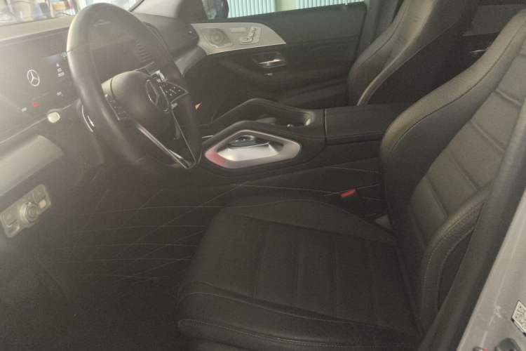 Used Mercedes-Benz GLE 2023 GLE 450 4MATIC Coupe SUV Fashion Model Left Front Seat