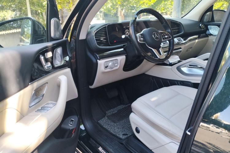 Used Mercedes-Benz GLE 2023 GLE 350 4MATIC Stylish Model Driver Seat