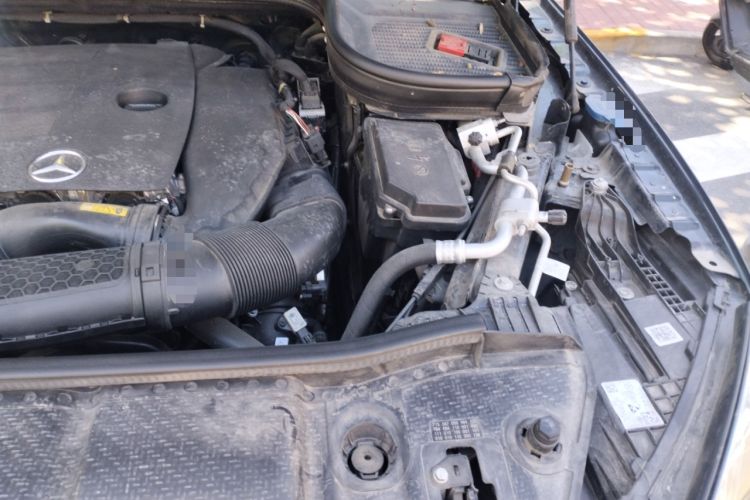 Used Mercedes-Benz GLE 2023 GLE 350 4MATIC Stylish Model Engine Bay Left