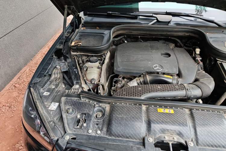 Used Mercedes-Benz GLE 2023 GLE 350 4MATIC Stylish Model Engine Bay Right