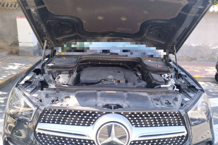 Used Mercedes-Benz GLE 2023 GLE 350 4MATIC Stylish Model Engine Bay