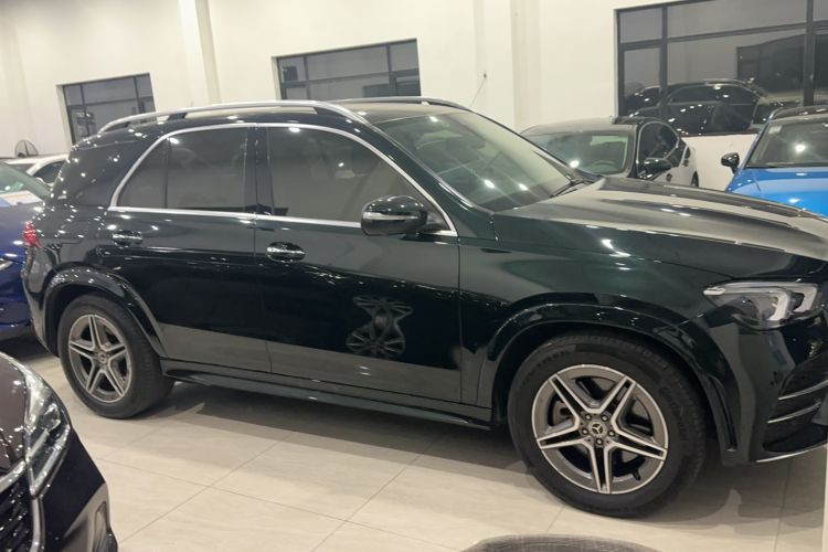Used Mercedes-Benz GLE 2023 GLE 450 4MATIC Stylish Model Exterior 2