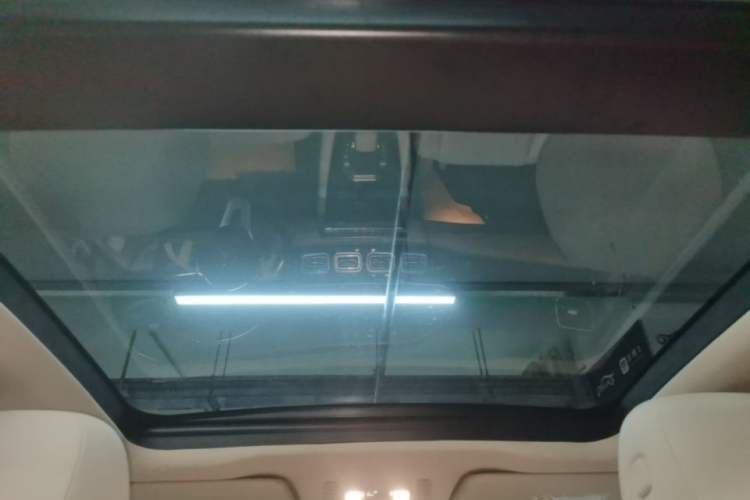 Used Mercedes-Benz GLE 2023 GLE 350 4MATIC Stylish Model Headliner