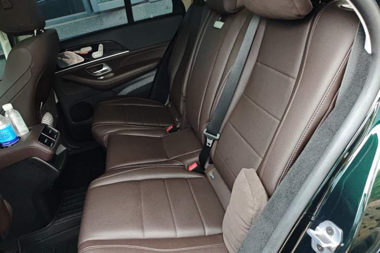 Used Mercedes-Benz GLE 2023 GLE 350 4MATIC Stylish Model Left Rear Seat