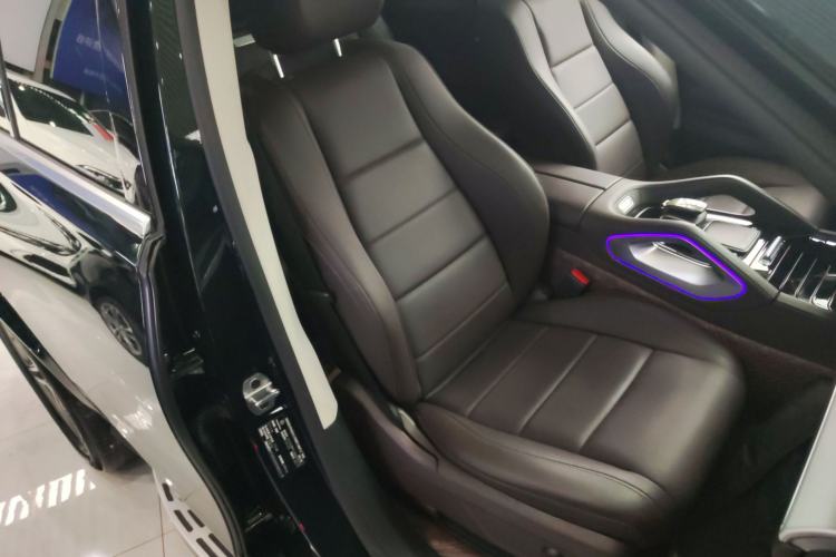 Used Mercedes-Benz GLE 2023 GLE 450 4MATIC Stylish Model Right Front Seat