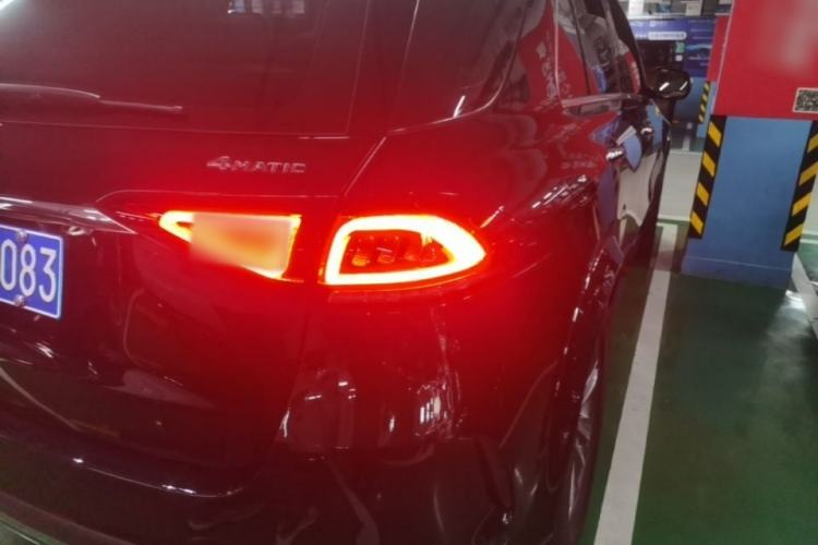 Used Mercedes-Benz GLE 2023 GLE 350 4MATIC Stylish Model Right Rear Taillight