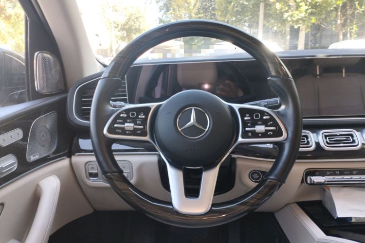 Used Mercedes-Benz GLE 2023 GLE 350 4MATIC Stylish Model Steering Wheel