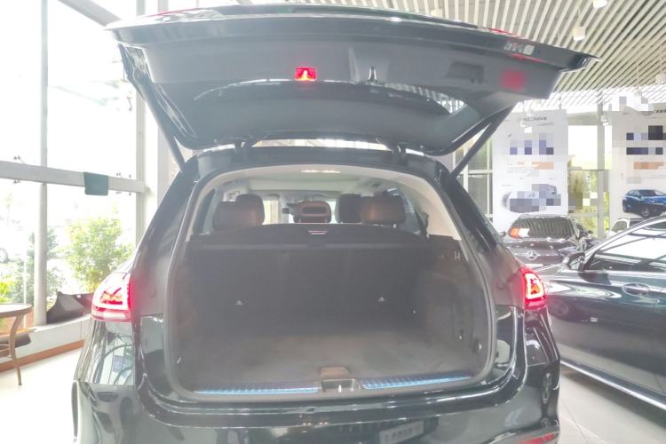 Used Mercedes-Benz GLE 2023 GLE 450 4MATIC Stylish Model Trunk
