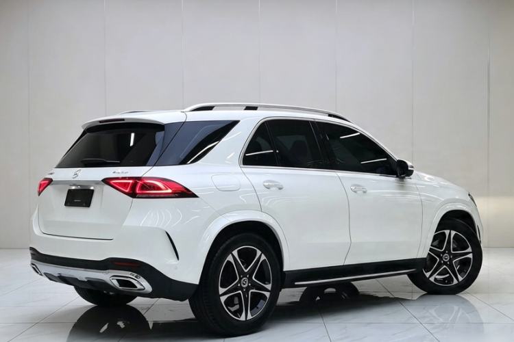 Used Mercedes-Benz GLE 2023 GLE 350 4MATIC Stylish Model Exterior 4