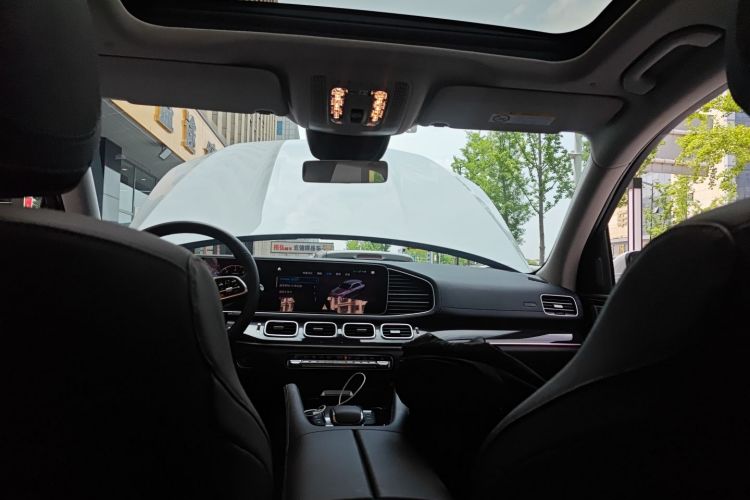 Used Mercedes-Benz GLE 2023 GLE 350 4MATIC Stylish Model Headliner