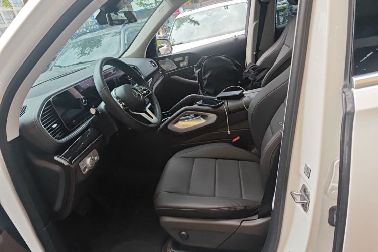 Used Mercedes-Benz GLE 2023 GLE 350 4MATIC Stylish Model Left Front Seat