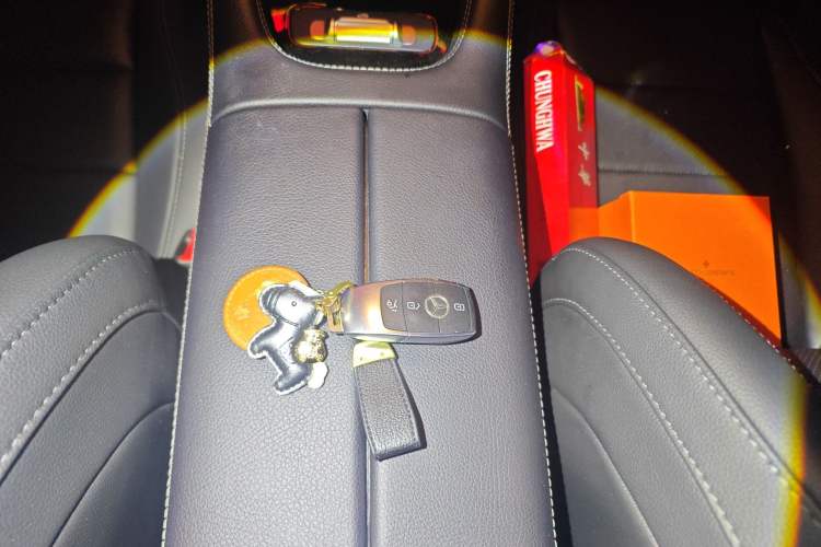 Used Mercedes-Benz GLE 2023 GLE 350 4MATIC Coupe SUV Luxury Model Vehicle Key