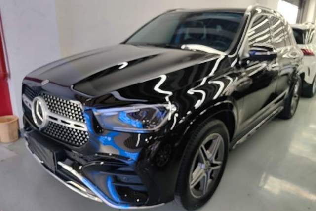 Używany Mercedes-Benz GLE 2024 GLE 450 4MATIC Stylish Model