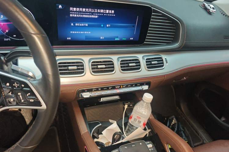 Used Mercedes-Benz GLE 2024 GLE 450 4MATIC AMG Line Audio And AC Panel