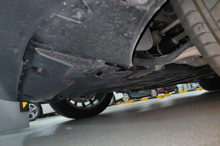 Used Mercedes-Benz GLE 2024 GLE 450 4MATIC Luxury Model Chassis Front Left