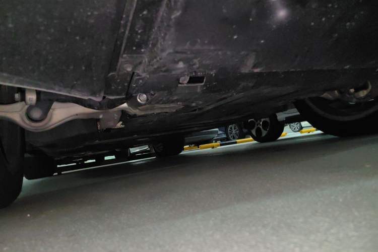 Used Mercedes-Benz GLE 2024 GLE 450 4MATIC Luxury Model Chassis Front Right
