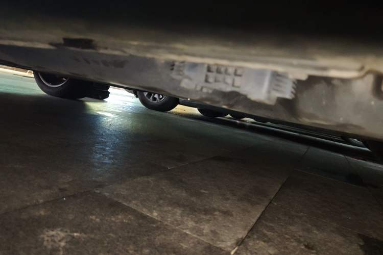 Used Mercedes-Benz GLE 2024 GLE 450 4MATIC Luxury Model Chassis Rear Left