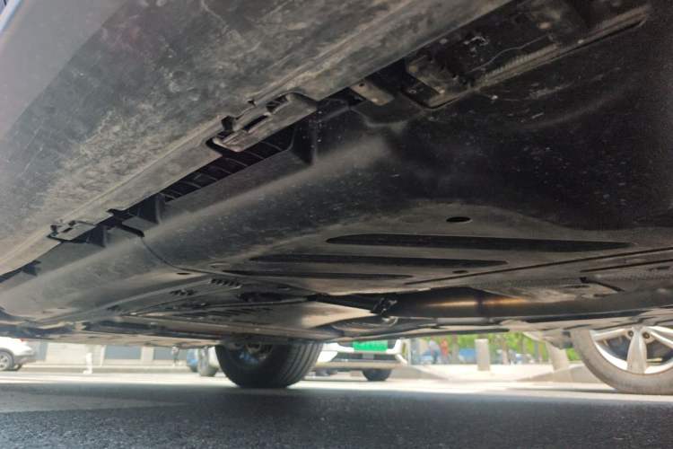 Used Mercedes-Benz GLE 2024 GLE 450 4MATIC Stylish Model Chassis Rear Left