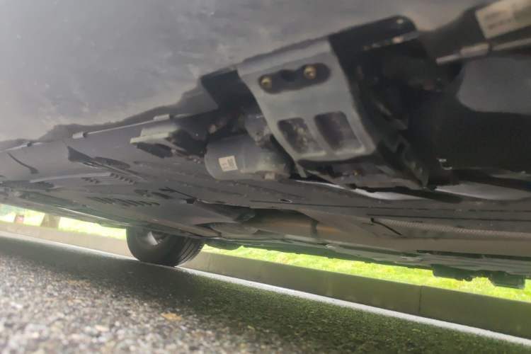 Used Mercedes-Benz GLE 2024 GLE 450 4MATIC Stylish Model Chassis Rear Left