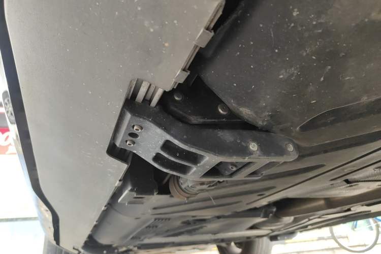 Used Mercedes-Benz GLE 2024 GLE 450 4MATIC Stylish Model Chassis Rear Left