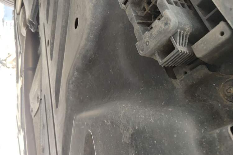 Used Mercedes-Benz GLE 2024 GLE 450 4MATIC Luxury Model Chassis Rear Left