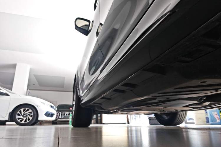 Used Mercedes-Benz GLE 2024 Refreshed GLE 350 4MATIC Stylish Edition Chassis Rear Left