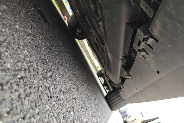 Used Mercedes-Benz GLE 2024 GLE 450 4MATIC Stylish Model Chassis Rear Right