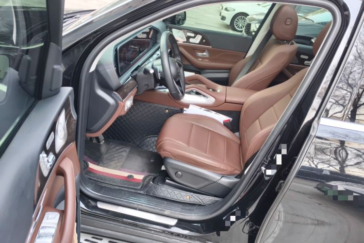 Used Mercedes-Benz GLE 2024 Refreshed GLE 350 4MATIC Stylish Edition Driver Seat