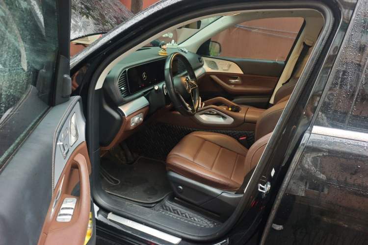 Used Mercedes-Benz GLE 2024 GLE 450 4MATIC AMG Line Driver Seat